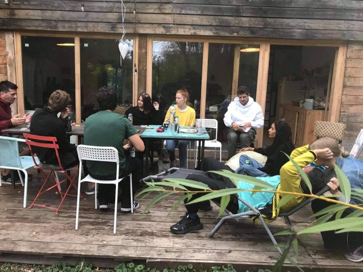 Szentendrei Sziget, Modern Fahaz, Telen Is Szigetmonostor Luaran gambar